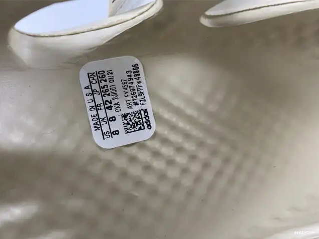 Yeezy RNNR Adidas FY4567 Sand Foam 0620